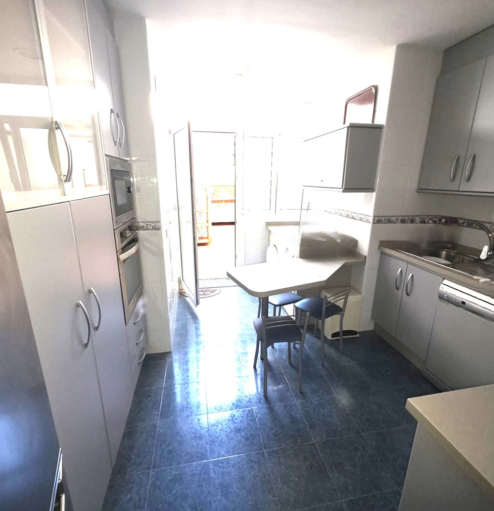 Piso en venta en Adra centro con ascensor 02 Piso en venta en Adra centro con ascensor 02